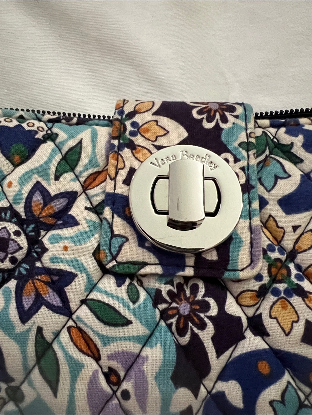 Vera Bradley Floral Quilted Zip-Around Phone Wallet in - Picture 3 of 9